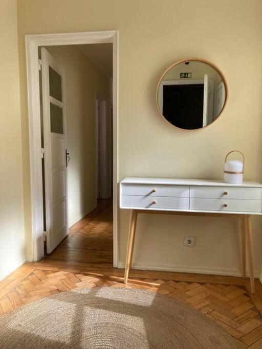 Apartamento Apartamento Bem Localizado Para Familias & Amigos Lisboa Exterior foto
